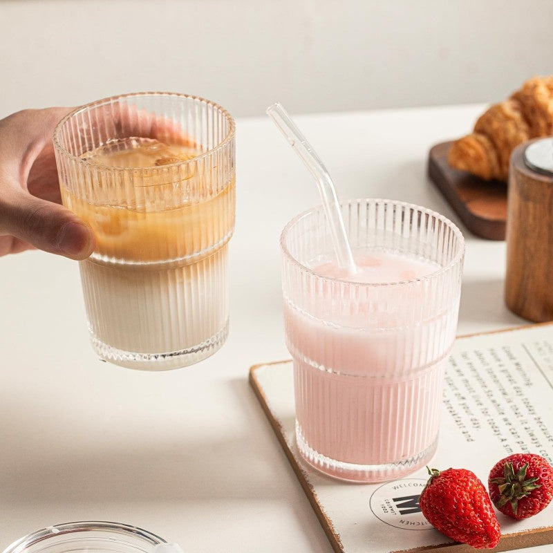 2pcs 380ml Ribbed Glass Mugs - Includes Glass Tube And Lid. Comes With A Lid And Straw, Suitable For Everyday Use, And Is The Ideal Mug For Home Or Cafes.